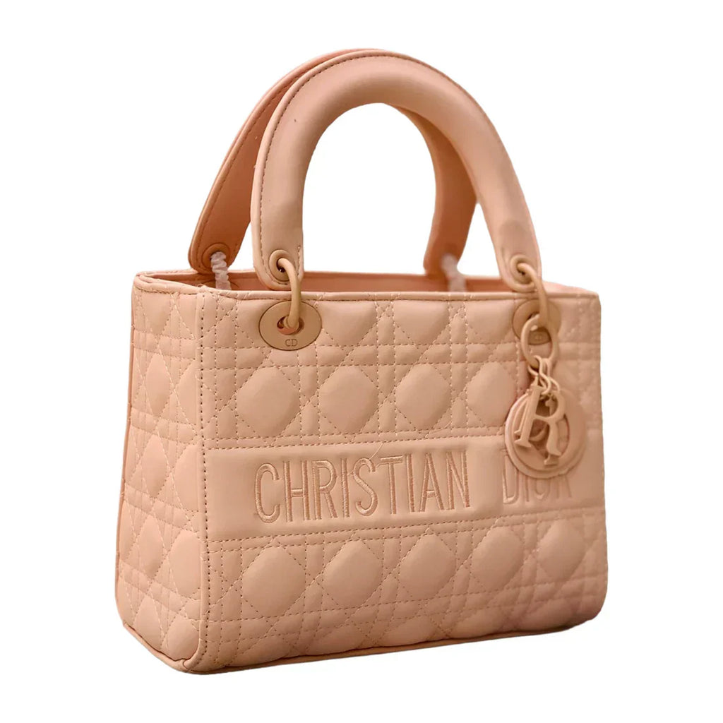 CHRISTIAN DIOR