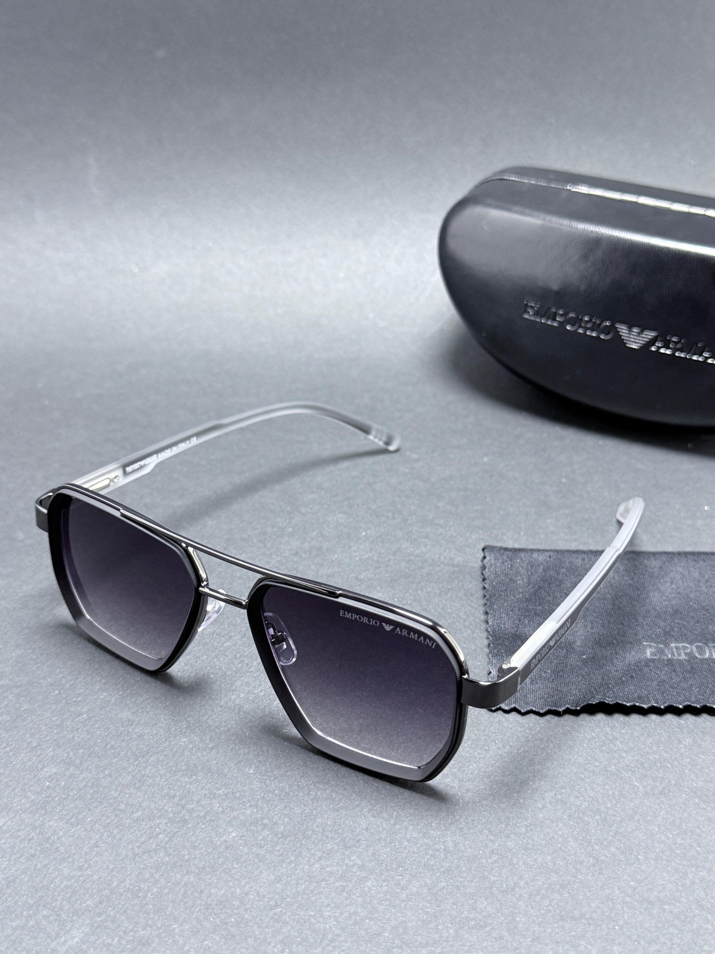 EMPORIO ARMANI