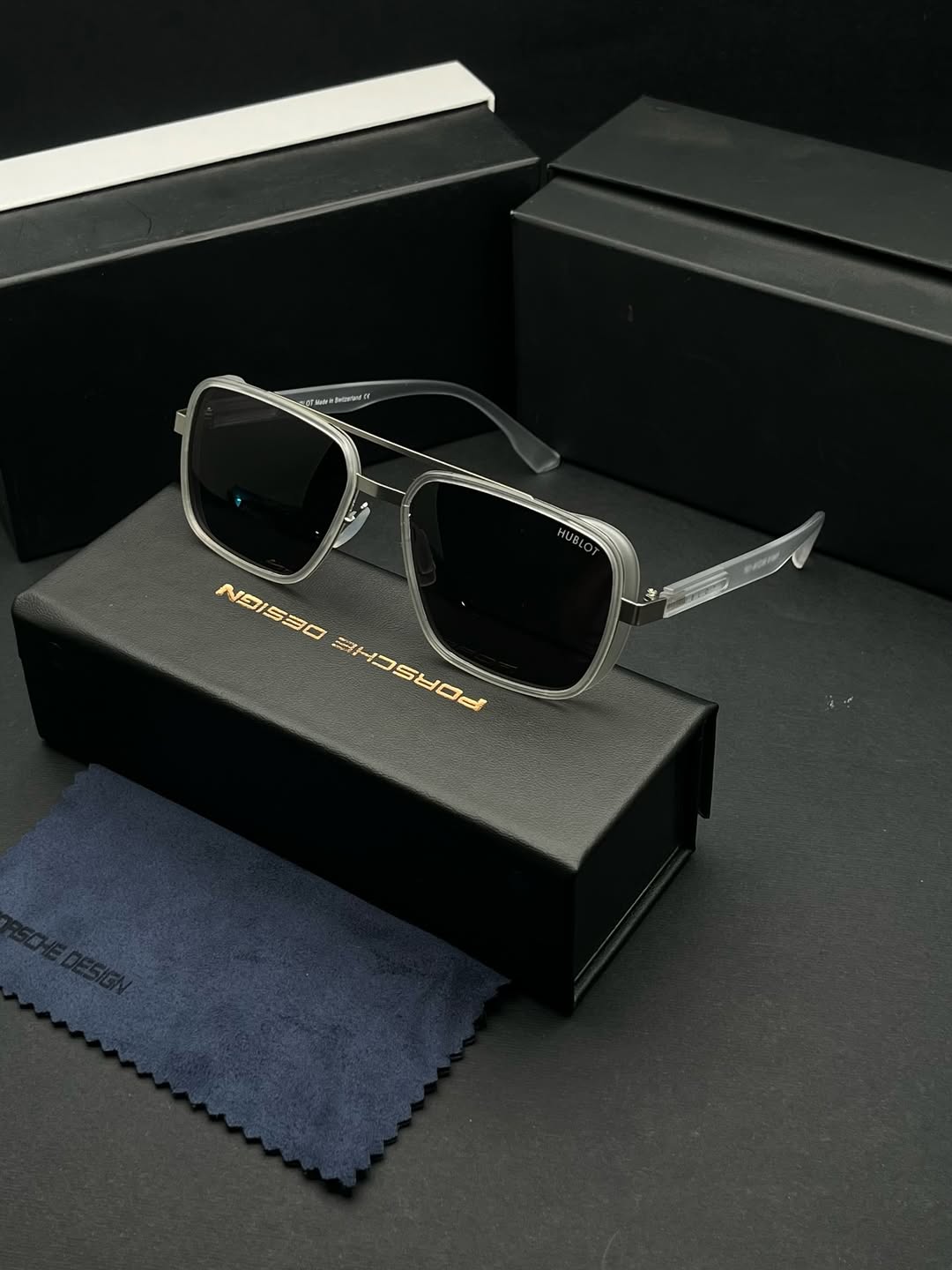 PORSCHE DESIGN